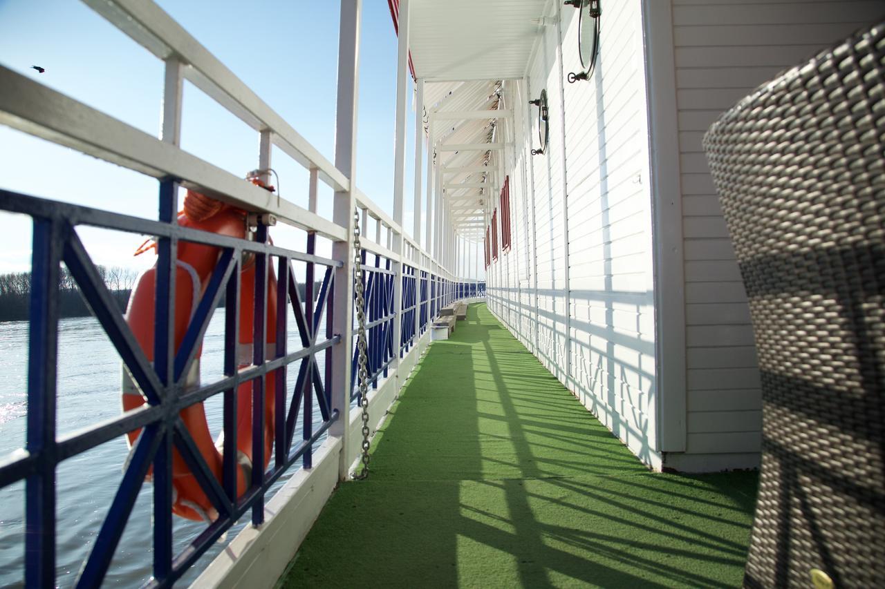 Botel Marina Bratislava Dış mekan fotoğraf