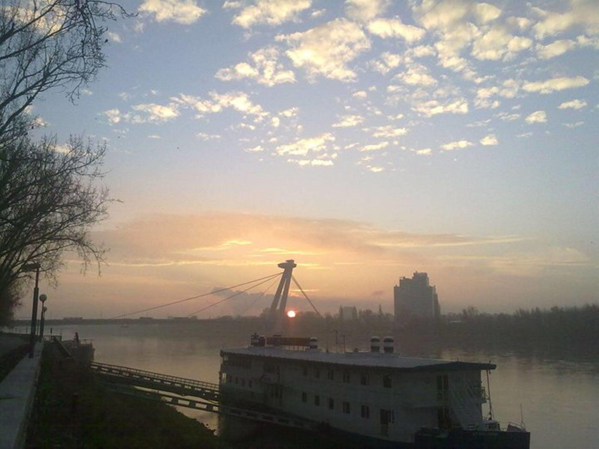 Botel Marina Bratislava Dış mekan fotoğraf