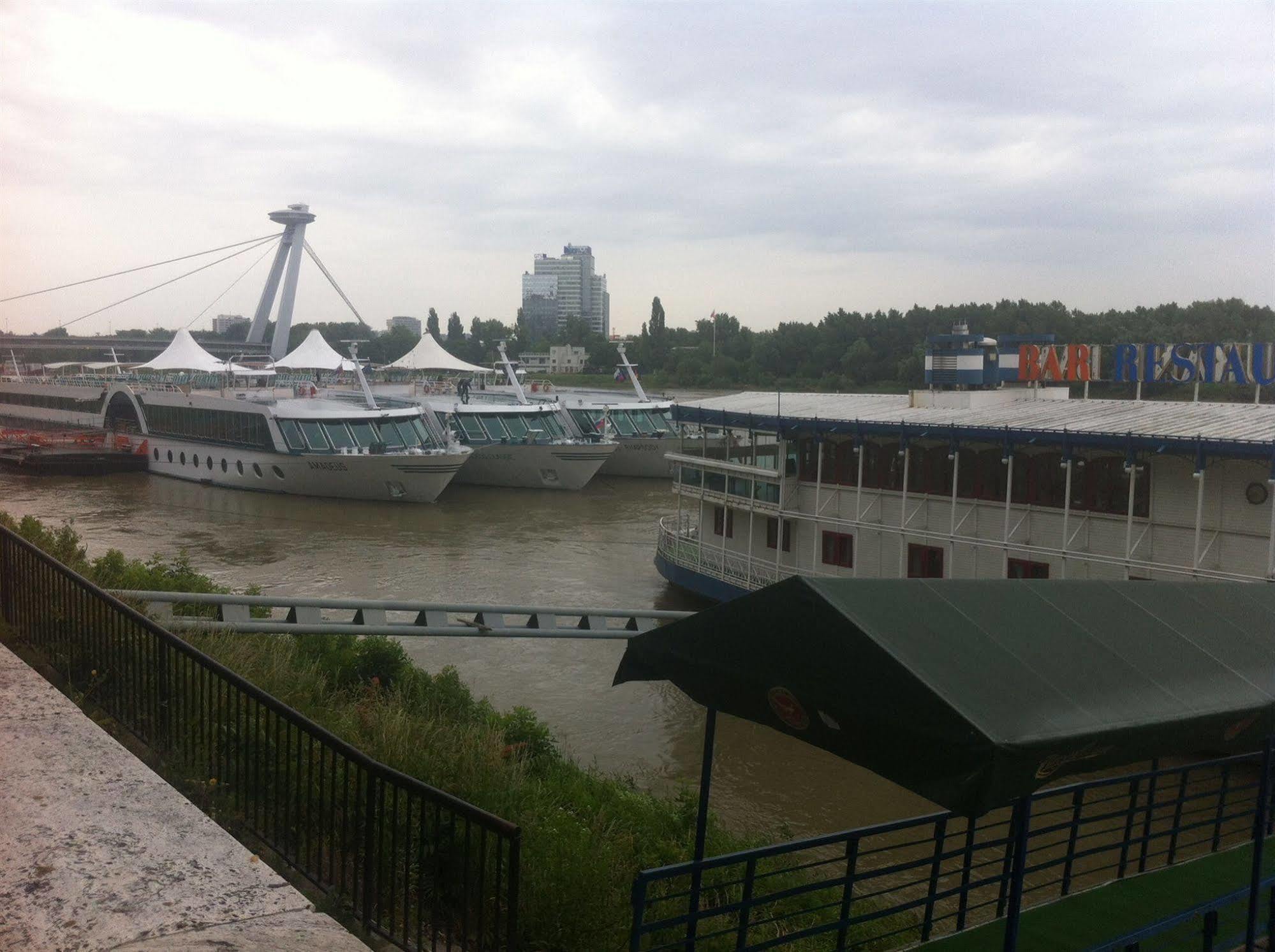 Botel Marina Bratislava Dış mekan fotoğraf